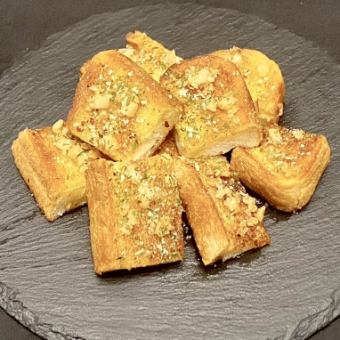 ガーリックトースト 極
