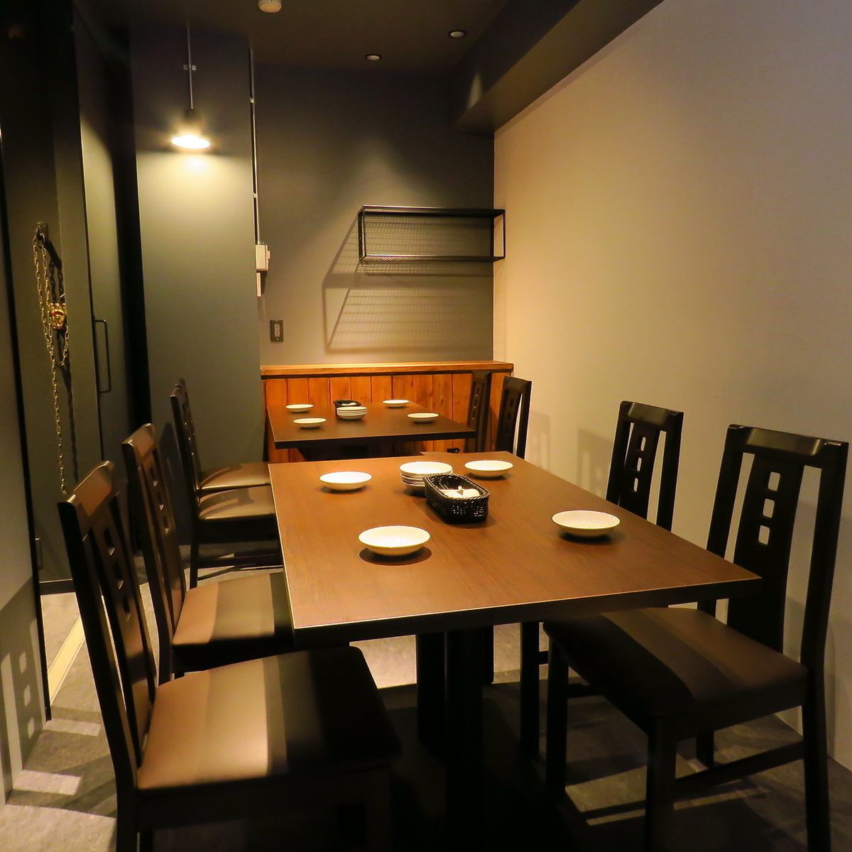 6～10名様の個室もご用意！大切な方とのお食事利用に最適です。