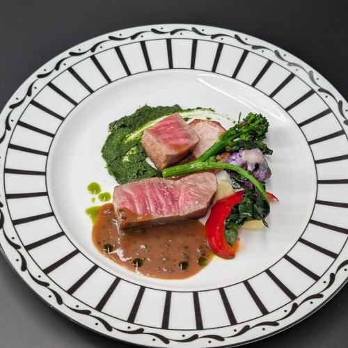 Dinner B　コースに含まれる　厳選和牛