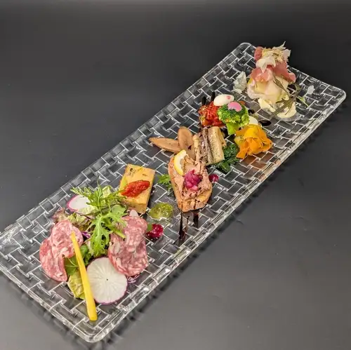 Dinner C　コースに含まれる　アンティパストミスト
