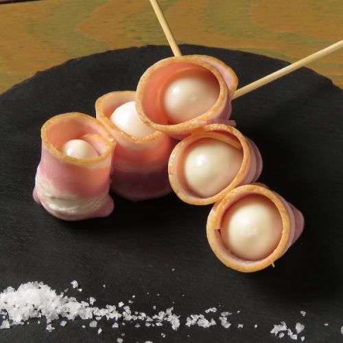 うずらベーコン串
