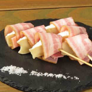 カマンベールベーコン串
