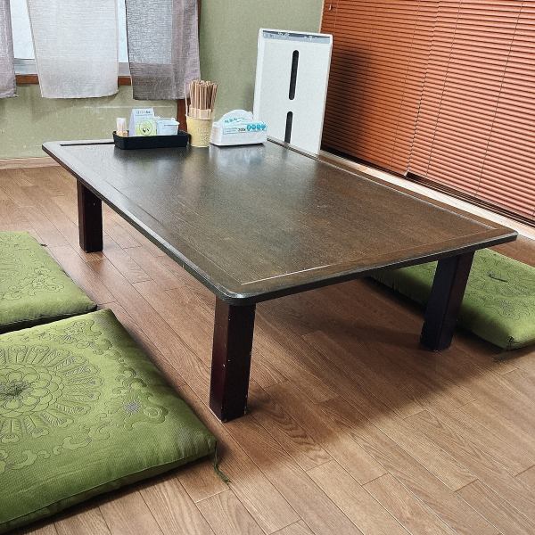 【接待や各種記念日に◎】2階には、4～6名様がご利用いただける「お座敷個室」を完備！会社接待をはじめ、大切な方と過ごす記念日のお席にも大変おすすめです♪6名様を超える場合、お席同士が狭くなりますがご利用は可能ですので、お気軽に当店へご相談ください◎