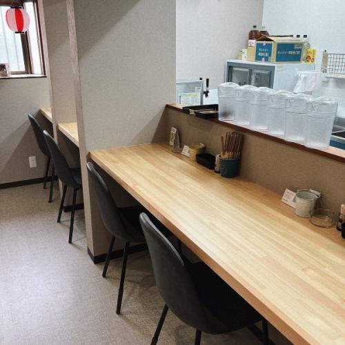 色とりどりのお酒をご用意