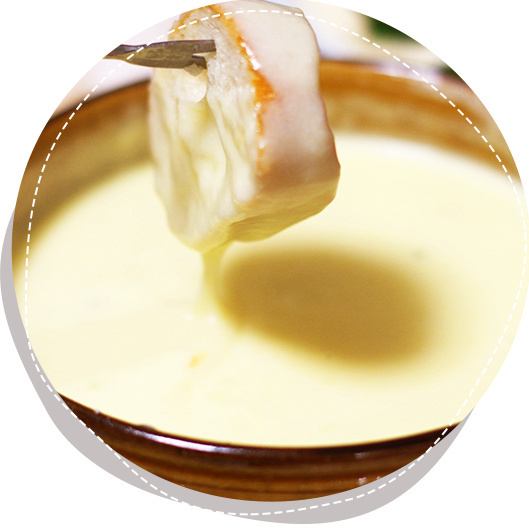 Popular with women! Courses with cheese fondue available from 5,500 yen (tax included)