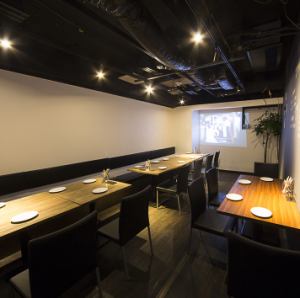 [Western space] The floor that can accommodate up to 23 people can be reserved for 15 people.(Negotiable for small groups) We also have a screen and projector.