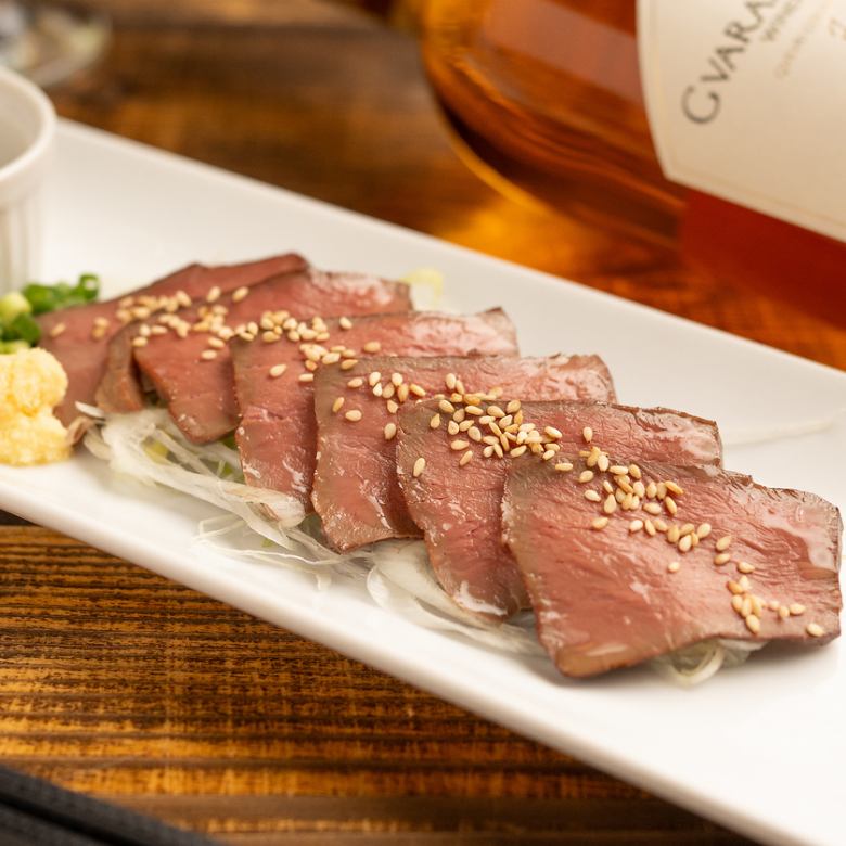 Beef heart sashimi ~special chive soy sauce~