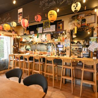 If you want to talk to the cheerful owner, we recommend sitting at the counter!