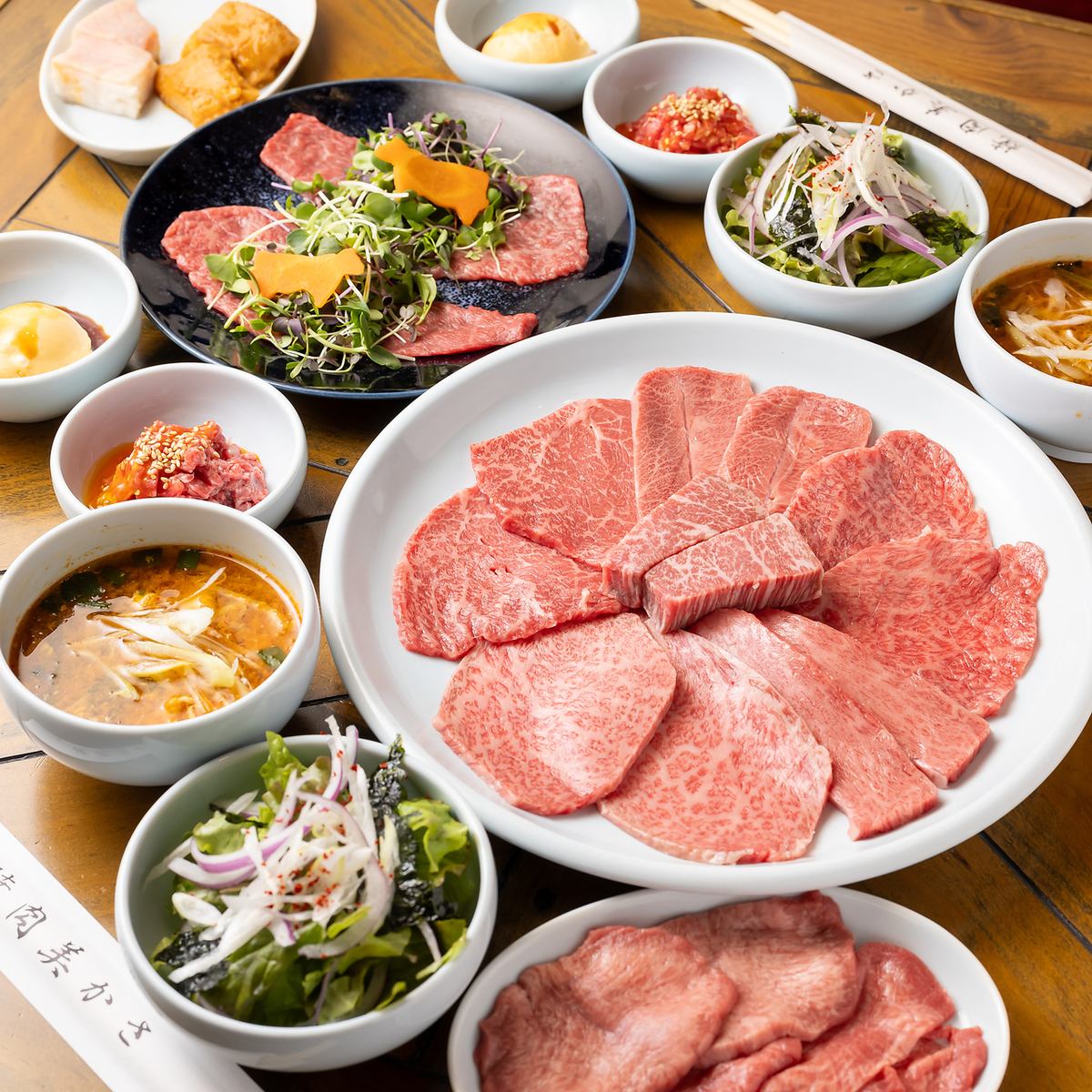 본고장의 맛을 전해! 맛있는 요리를 마음껏 즐겨 주세요.