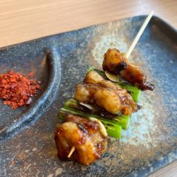 牛ホルモンのスタミナガーリック串