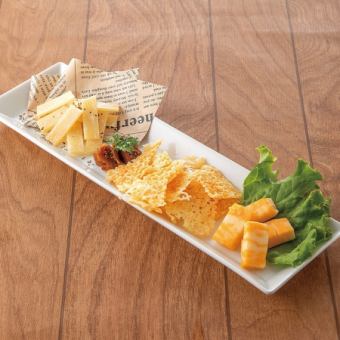 チーズの盛り合わせ(いちじくVer)
