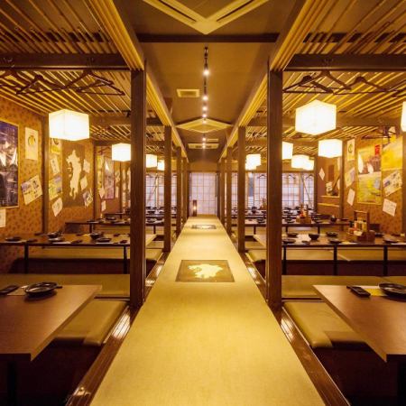 Banquets for up to 120 people, the largest in the area, are possible in private rooms ♪