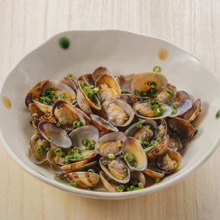 Butter-grilled clams