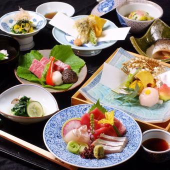 萩套餐 11道菜（含正餐和甜點） 7,700日圓（含稅）