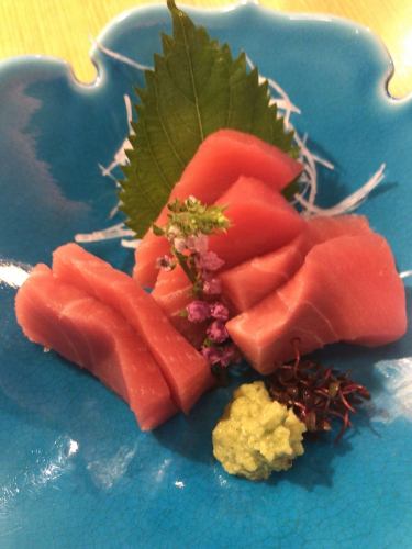 Tuna sashimi medium fatty tuna