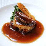 アワビとフォアグラの料理