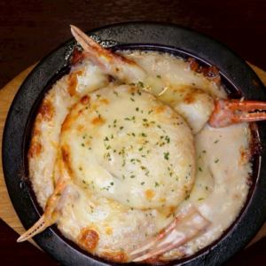 玉ねぎのローストと蟹みそコンテグラタン