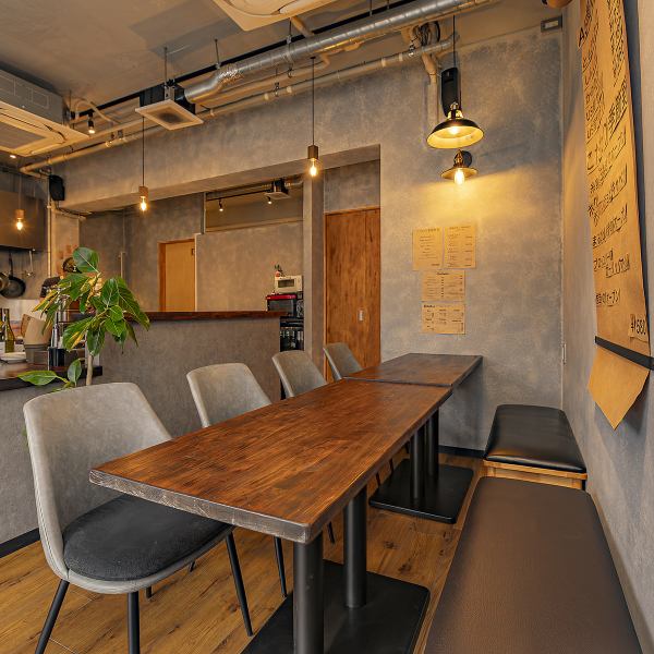 ≪13名様から貸切パーティーも◎≫当店では13名様以上での貸切も歓迎いたします。シックで落ち着いた大人な空間を贅沢にご利用いただけます☆スタイリッシュな雰囲気の中で、忘年会や歓送迎会などの宴会やパーティーまで特別な時間をお過ごしいただけます。特別な日は当店で大切な方と心に残るひとときをお過ごしください。