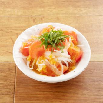 加里塔尔配新鲜西红柿和豆腐