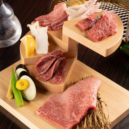 [Yakiniku Shokado Lunch "Take"] Miyazaki beef rare cuts [4 types] Free rice refills and one drink included / Weekends and holidays +165 yen