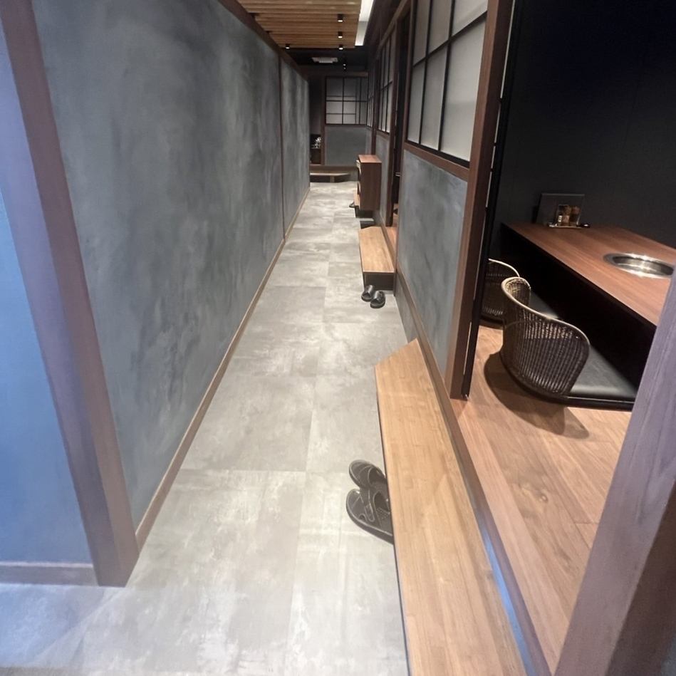Opening June 29th! You can enjoy yakiniku without worrying about other people seeing you in a private room.