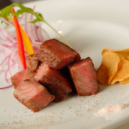 Japanese Black Beef Chateaubriand Steak * 100g price