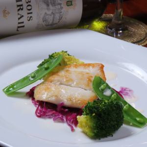 真鯛のソテーブールブランバターソース