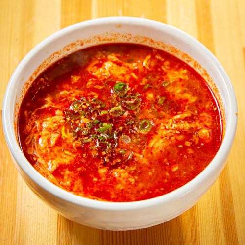 《ピリッとした辛さがクセになる!カルビスープ》