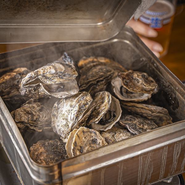 【豪快に蒸し焼き!】名物・カンカン焼き牡蠣 大ぶり牡蠣15個セット (1~2人前)3,580円(税込)