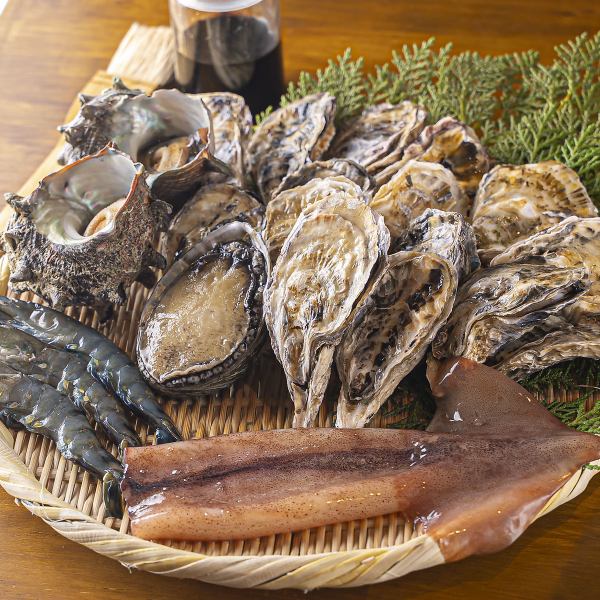 【炭火で香ばしく!】贅沢!!たっぷり浜焼き5種盛り 2人前 6,580円