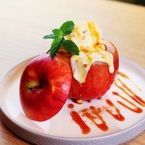 Rich baked apple