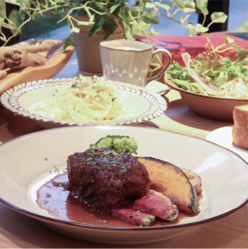 当店名物月替わりランチ♪♪