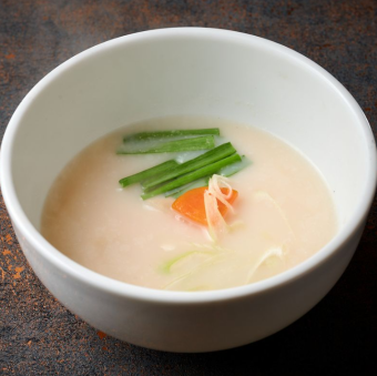 野菜コムタンスープ