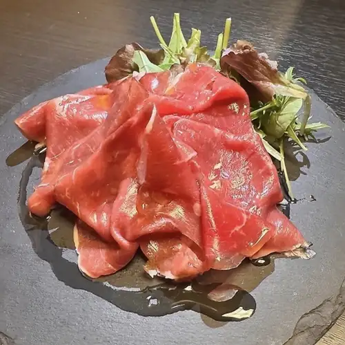 世にも珍しいラムの生ハム