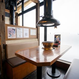 BOX席。仕切りがある為プライベートに◎