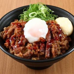 マヨネーズ入り温玉カルビ丼(並)