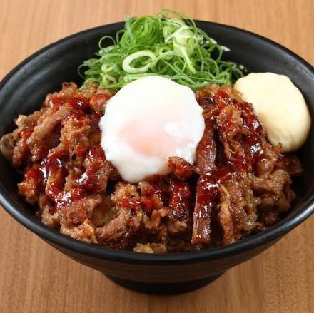 マヨネーズ入り温玉カルビ丼(並)