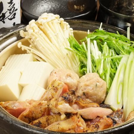 【炭火やきとり輪の鍋4500円(税込)コース】選べる鍋を含むお料理《全7品》飲み放題付き!