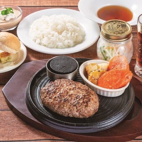ランチメニューも各種ご用意しております！