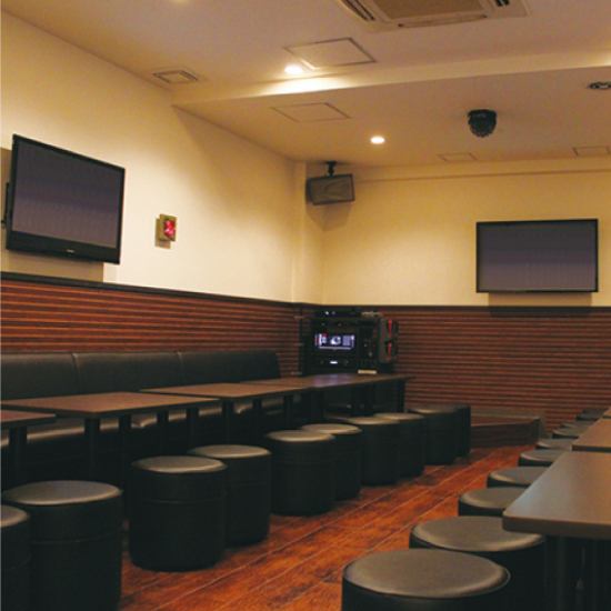 パーティールームは最大60名迄OK!ちょっと贅沢なカラオケに♪