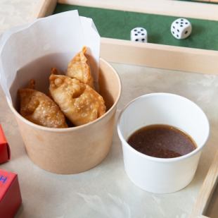 鶏皮餃子（4ケ）