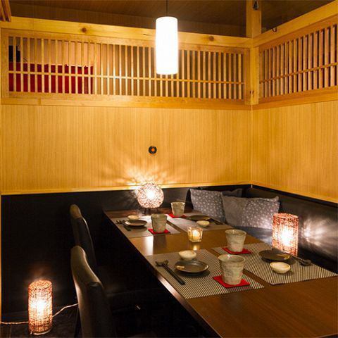 문이 있는 완전 개인실에서 주위를 신경쓰지 않고 보내 주세요♪