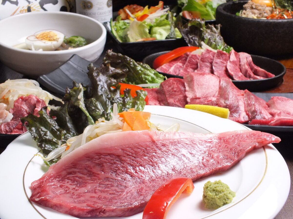 A5ランクの和牛の炙りは絶品！店主が厳選した素材と焼き方で♪