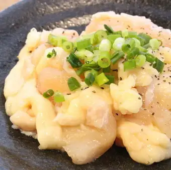 [Satsuma Chiran Chicken] Free-range chicken thigh / Free-range chicken skin