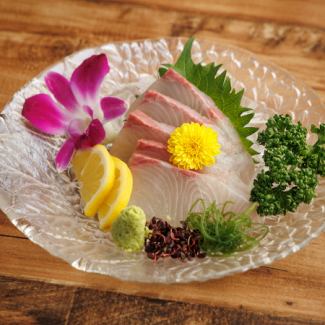 産地直送カンパチ刺身