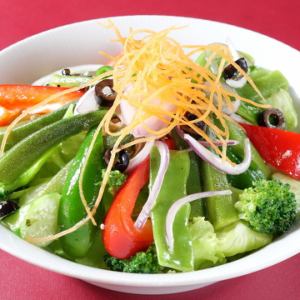 パドマ特製サラダ