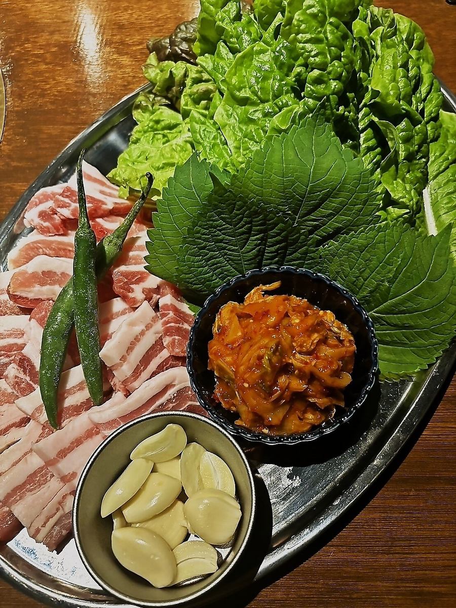 名物ネギタンも楽しめる！飲み放題付サムギョプサルコース6000円