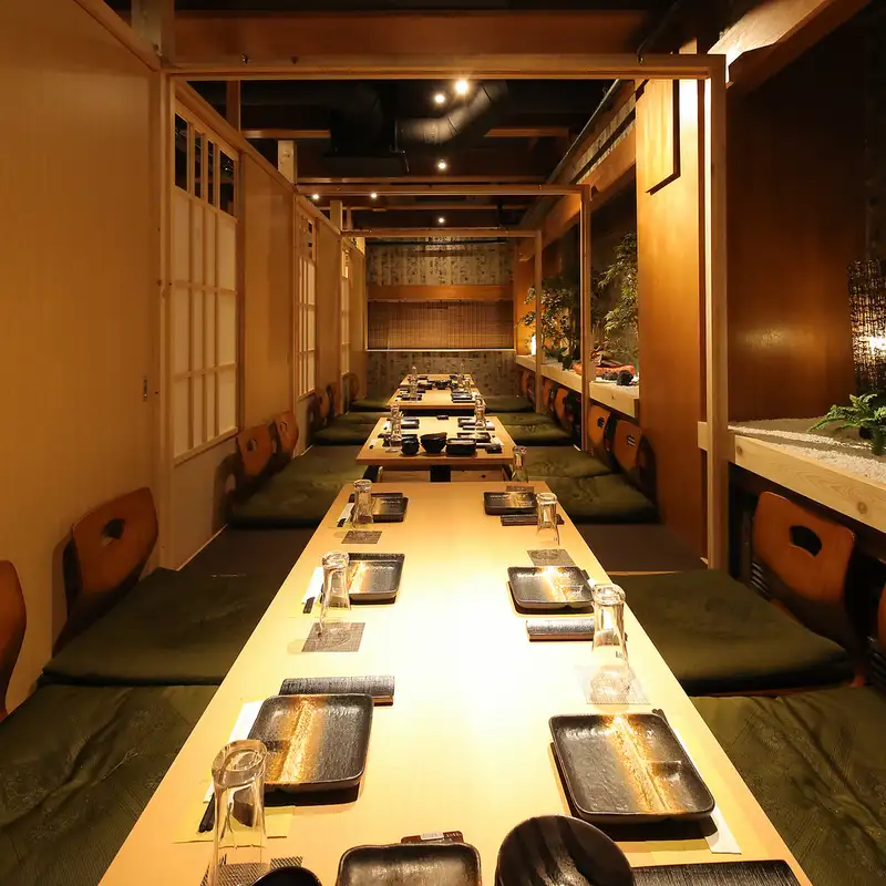 お席 | 個室 肉割烹 牛若丸 高松瓦町店