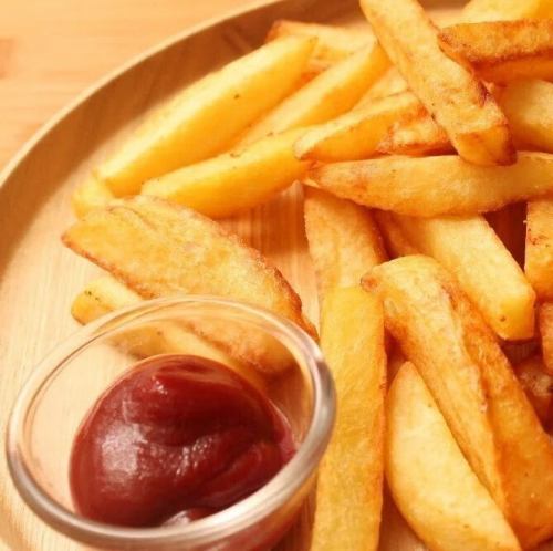 八種のフライドポテトが人気★