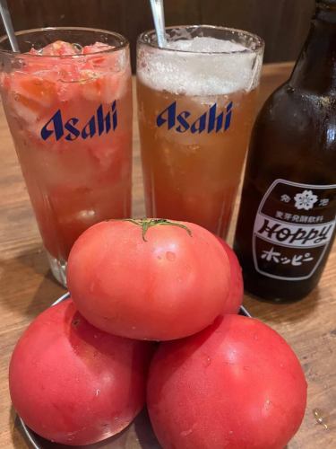 【경통 토마토 사워 & 토마피】
안녕하세요! 오미야 호르 술입니다 🐂
여름 야채라고 하면 토마토🍅
토마토를 사용한 2 종류의 음료를 준비했습니다!

어리석은 토마토 사워는 깎아낸 토마토가 들어간 깨끗이한 사워, 토마피는 호피로 토마트리큐르를 나눈 레드 아이와 같은 마시는 방법입니다✨
둘 다 여름에 딱 맞는 상쾌한 맛 🤤

꼭 홀주로 토마토 사워 한 손에 가득 부디 🀄️

#오미야 음식 #오미야 #숯불 불고기 #야키니쿠 #호르몬구이
#호르몬 #칠륜 #숯불구이 #와규 #카시라
#사이타마 음식 #사이타마 #남은 #호피 #모츠나베
#여름야채 #토마토 #술집 #wagyu